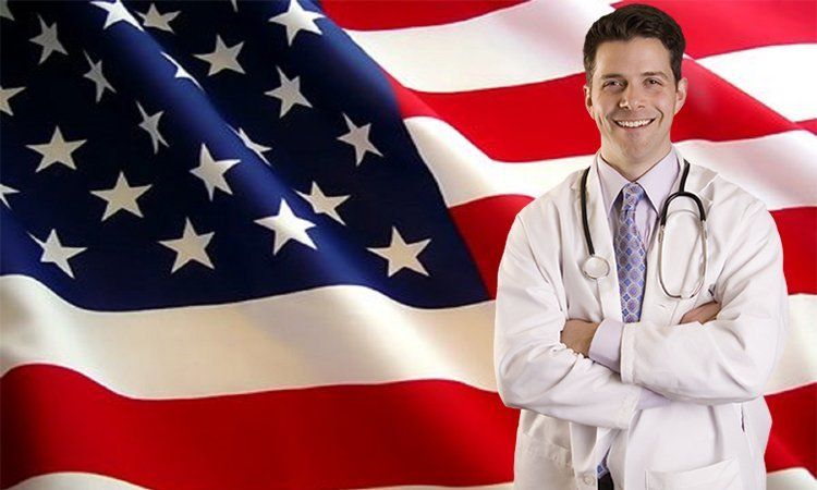 طبيب تجميل أمريكي