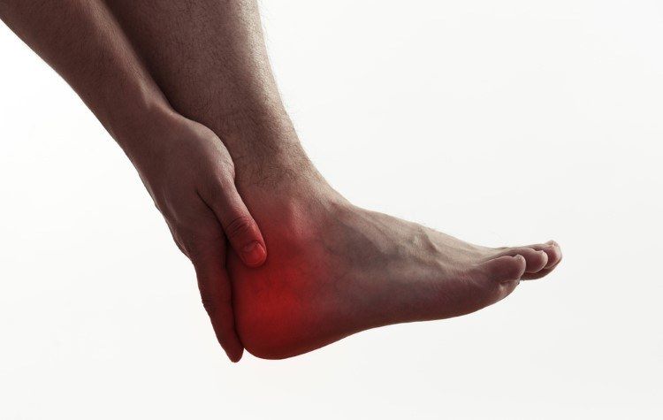 علاج بروز عظمة القدم بدون جراحة