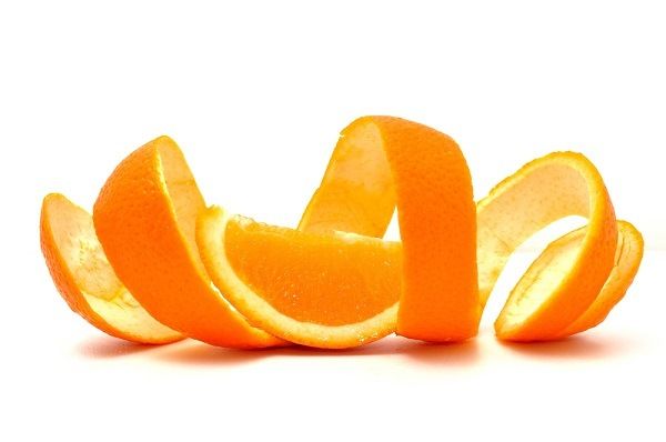 قشر البرتقال لتبييض اليدين
