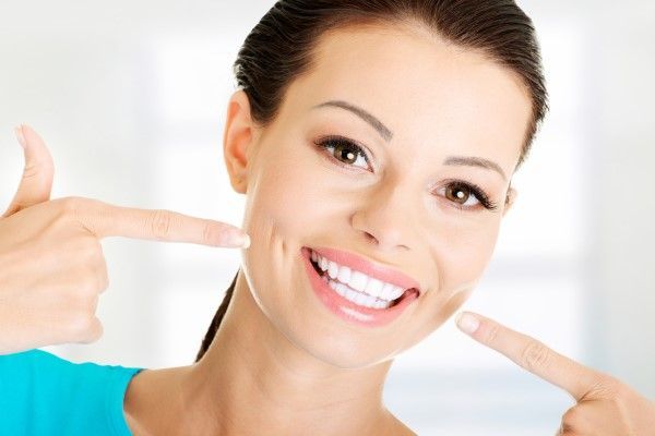 تكلفة تبييض الاسنان في تونس