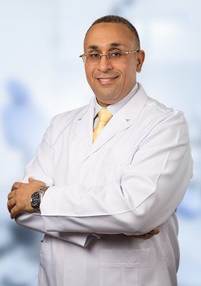 الدكتور خالد عبد المنعم
