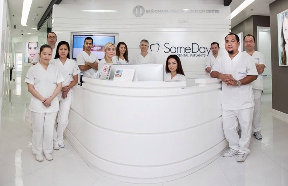 عيادة سيمداي لزراعة الأسنان SameDay Dental Implants Clinic