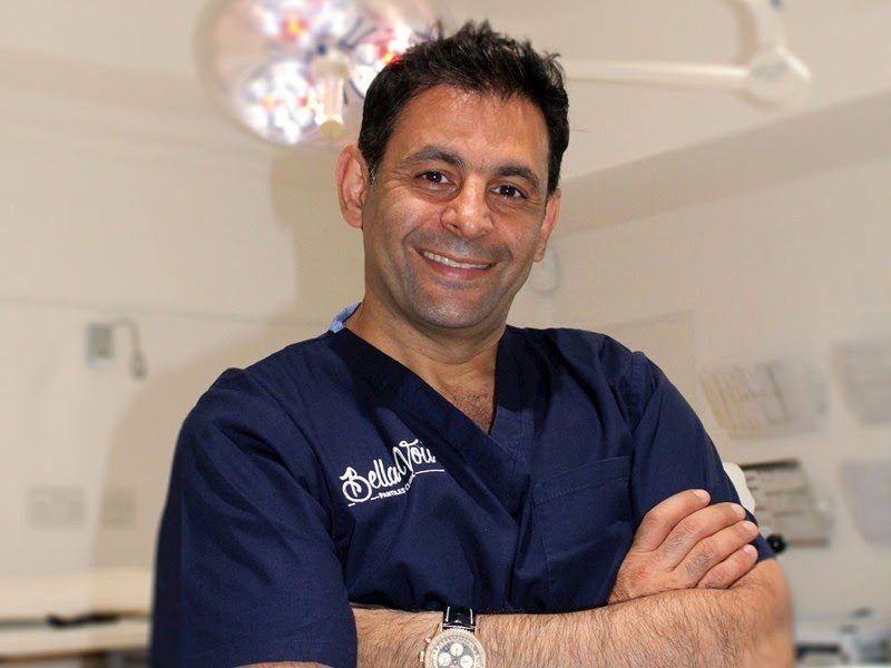 الدكتور أمير نخجيفاني Amir Nakhdjevani أفضل أطباء شد الوجه في المملكة المتحدة 
