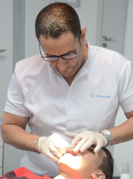 عيادة الدكتور هشام نعومي لطب وتقويم الأسنان Cabinet On Orthodontics Dr. Hicham Naoumi