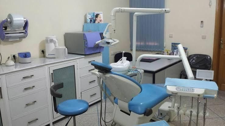 عيادة بسمة لطب وجراحة الأسنان
