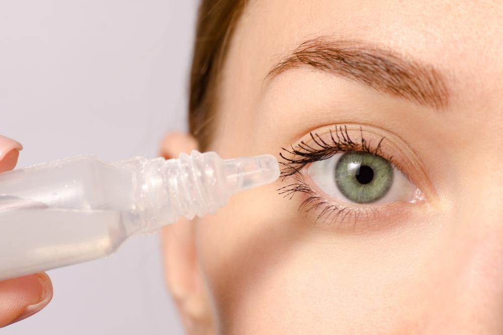 قطرات العين لعلاج انحراف العين