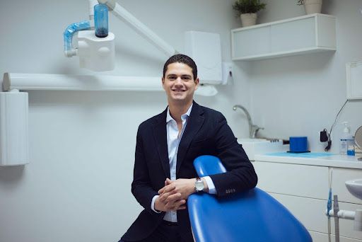 مركز الدكتور عمر الديدي لطب الأسنان Dr. Omar El Didi - The Dentist Clinics