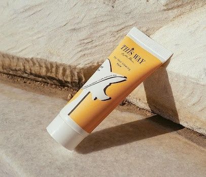 واقي الشمس الملون من ثيس واي ناتورال This Way Natural Face Sunscreen with tint