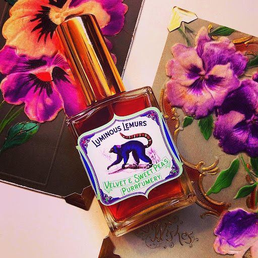 عطر لومينورز ليمورز Luminous Lemurs Perfume من برفيومري Purrfumery