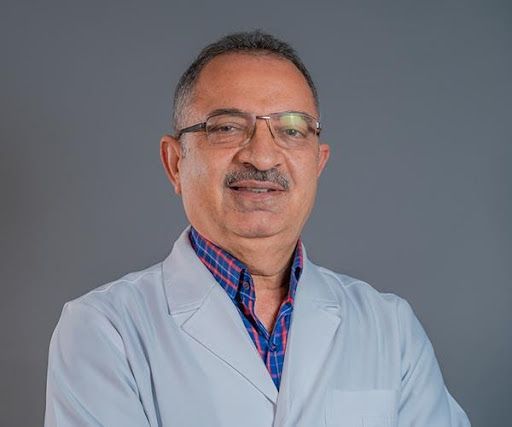الدكتور مازن حاجي بكر