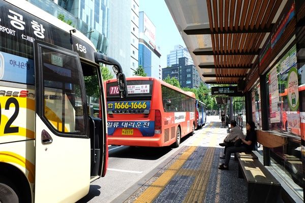وسائل النقل والمواصلات في كوريا