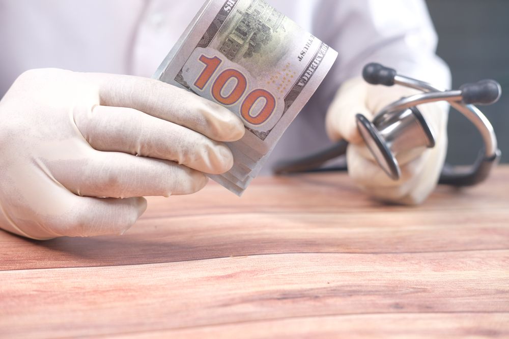 كم تبلغ تكلفة عملية التثدي في مستشفى الحبيب؟