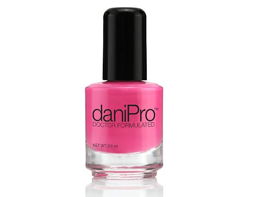 طلاء الأظافر الوردي من DaniPro